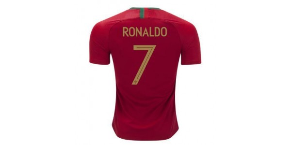 Ronaldo a marqué deux fois à ses débuts